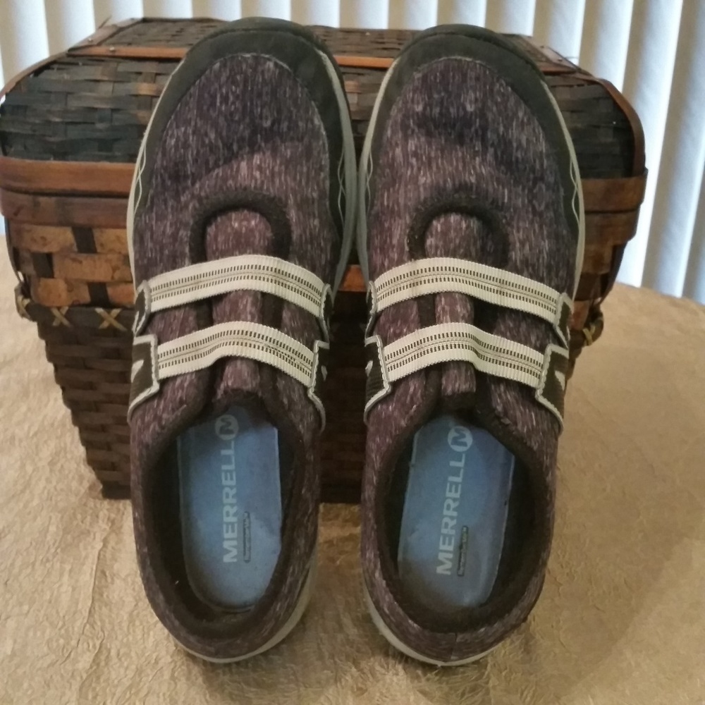 $$$ Merrell Athleisure Slip-On Flat, Size 8 $$$